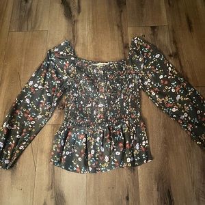Junior wishful park off the shoulder floral print top size M